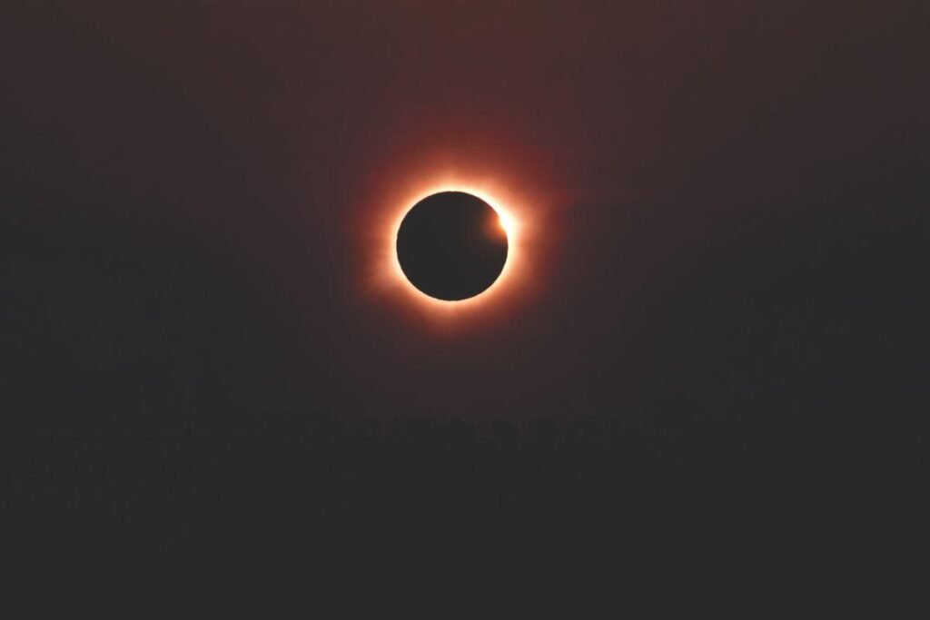 Éclipse solaire dramatique à Palmas - Pexels 37045046