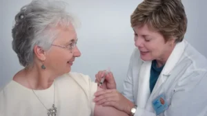 Appareils Auditifs Invisibles et 100% Santé en 2026 : Comparatif Classe 1 vs Classe 2 et Essai Gratuit 30 Jours