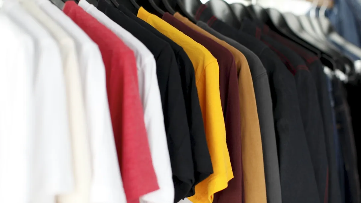 Portants de vêtements durables en fibres naturelles et coton biologique